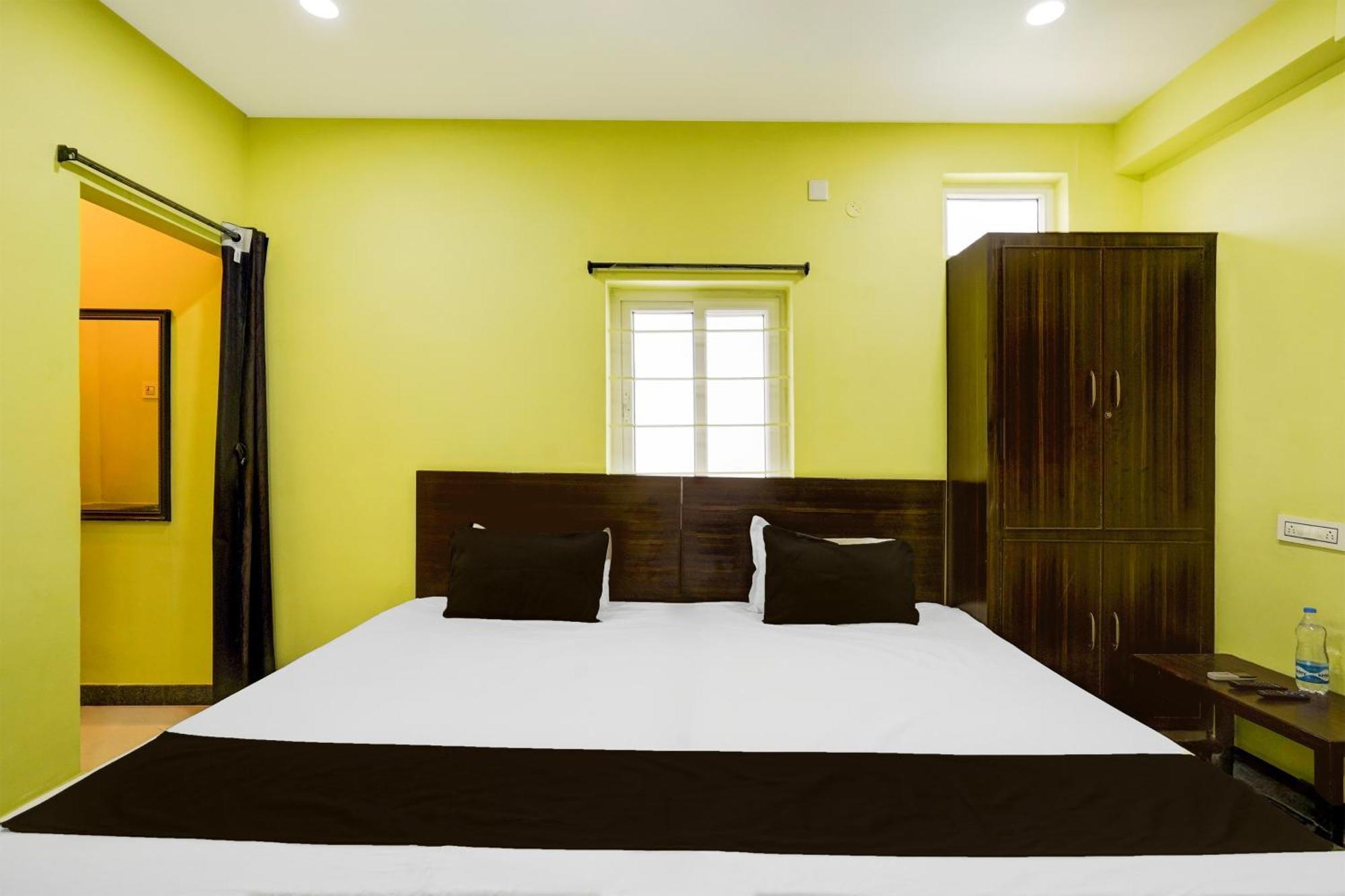 Hotel O Sr Residency Tirupati Bagian luar foto