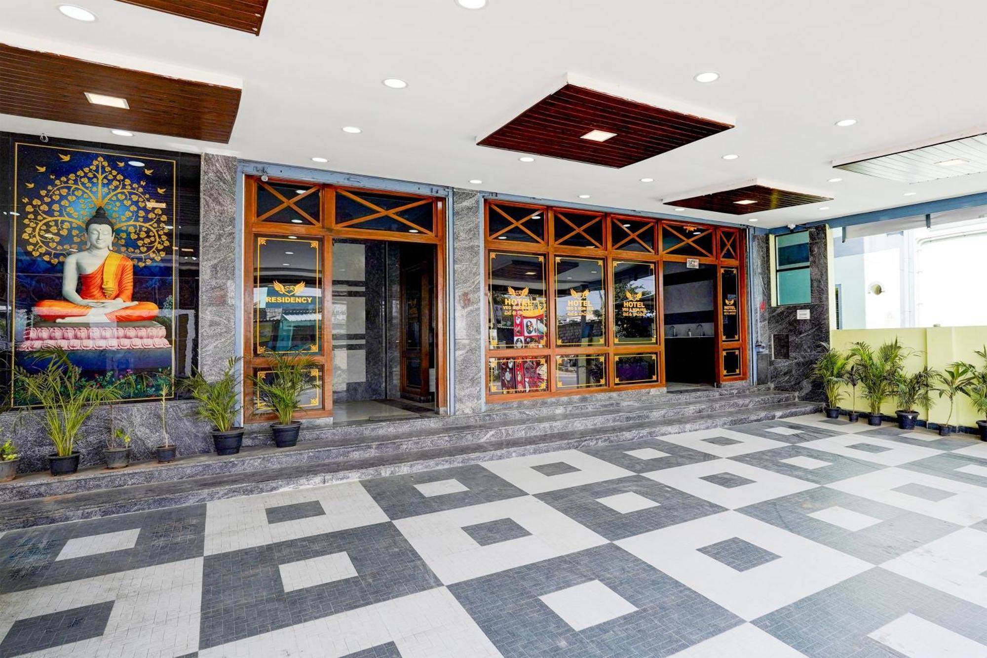 Hotel O Sr Residency Tirupati Bagian luar foto